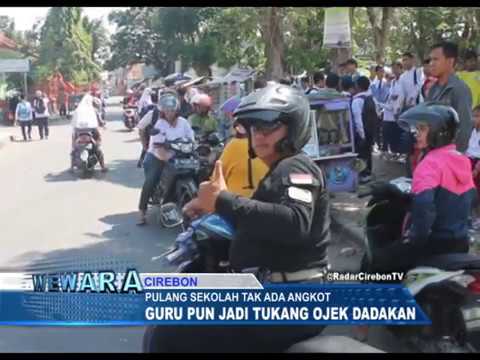 Pulang Sekolah Tak Ada Angkot, Guru Pun Jadi Tukang Ojek Dadakan