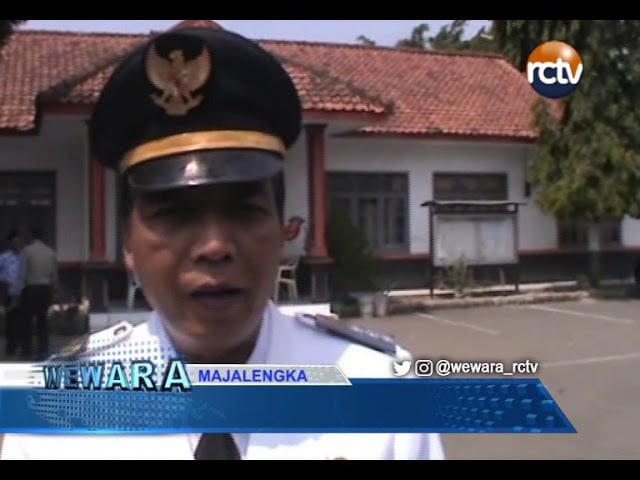 Peringatan HUT RI kE 72 , Warga Bentangkan Keluhan Pelayanan Saat Pawai Budaya