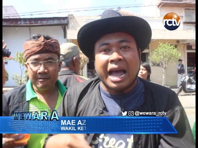 Dianggap Tak Layak Konsumsi, Petani Tebu Bagi-Bagi Gula