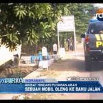 Akibat Hindari Putaran Arah, Mobil Oleng Ke Bahu Jalan