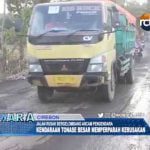 Jalan Rusak Bergelombang Ancam Pengendara