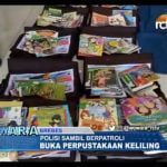 Polisi Sambil Berpatroli, Buka Perpustakaan Keliling