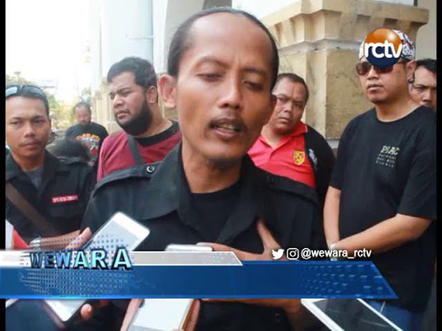 Antisipasi Angkot Mogok, Warga Siapkan Ojek Gratis Antisipasi Angkot Mogok, Warga Siapkan Ojek Gratis