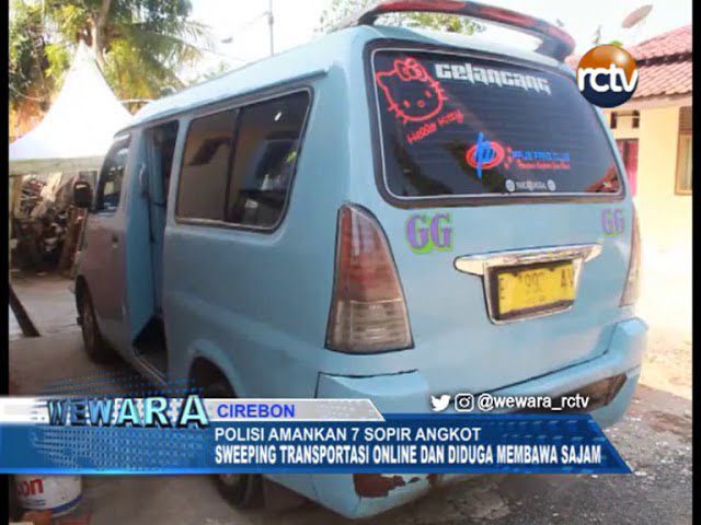 Setelah Sweeping Transportasi Online, Polisi Amankan 7 Sopir Angkot