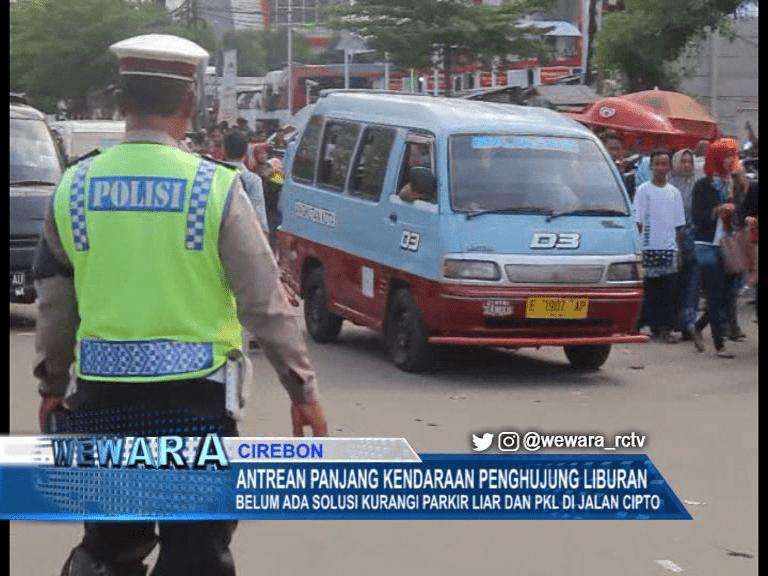 Belum Ada Solusi Kurangi Parkir Liar Dan PKL di Jalan Cipto