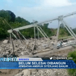 Belum Selesai Dibangun, Jembatan Ambruk Diterjang Banjir