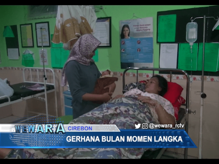 Seorang Ibu Melahirkan Saat Gerhana Bulan Seorang Ibu Melahirkan Saat Gerhana Bulan