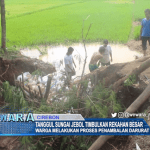 Tanggul Sungai Cikanci Jebol, Timbulkan Rekahan Besar