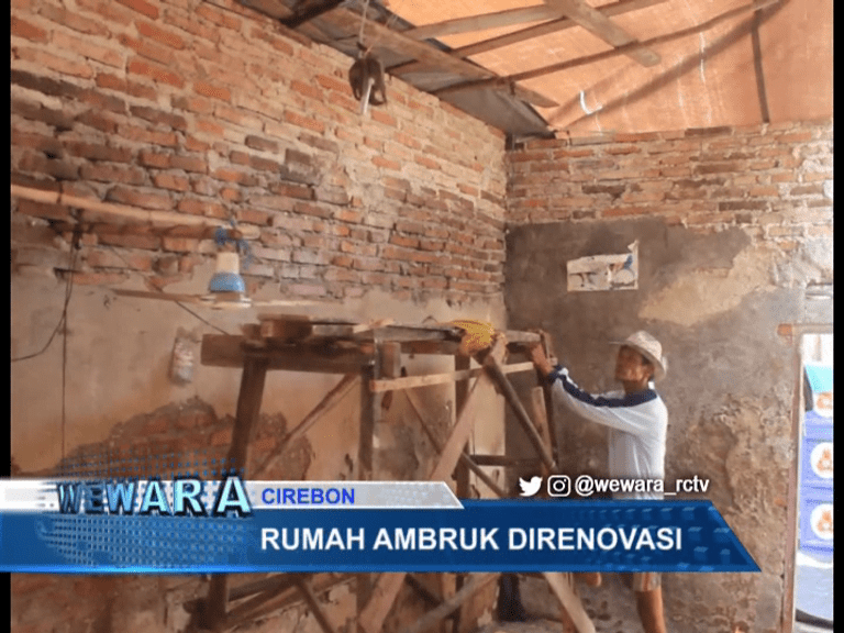 Rumah Ambruk Direnovasi