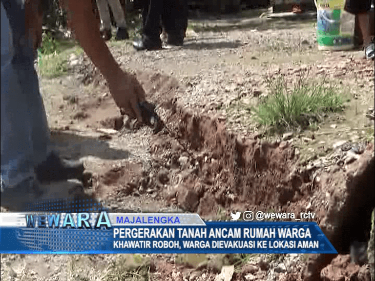 Pergerakan Tanah Ancam Rumah Warga