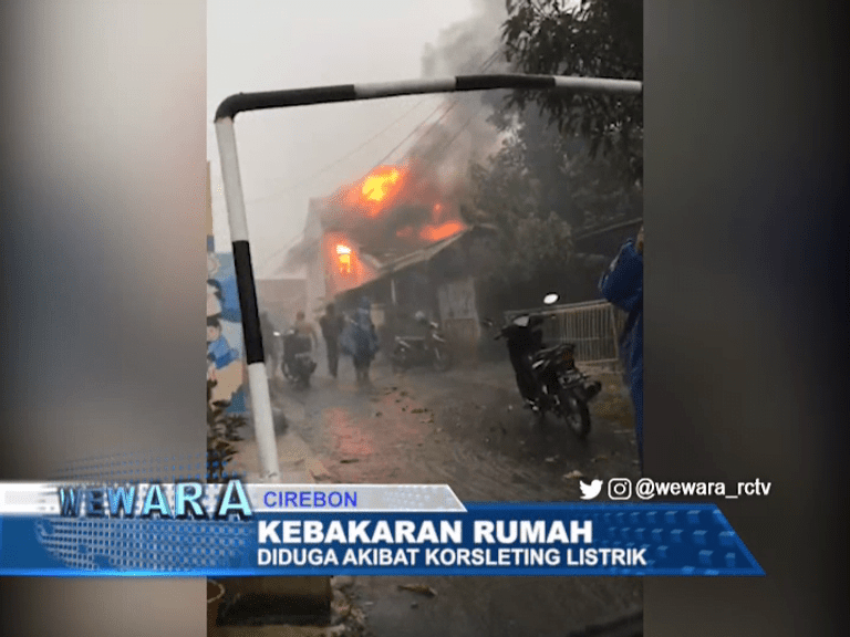 Diduga Akibat Korsleting Listrik, Sebuah Rumah Terbakar