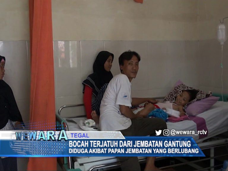 Bocah Terjatuh Dari Jembatan Gantung