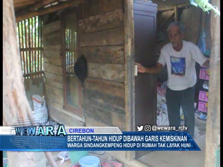 Warga Sindangkempeng Hidup Di Rumah Tak Layak Huni