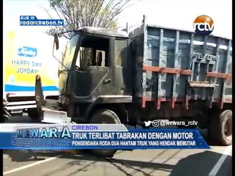 Truk Terlibat Tabrakan Dengan Kendaraan Motor