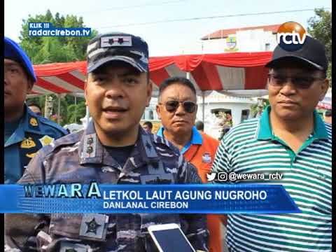 Walikota Jajal Kendaraan Perang TNI AL