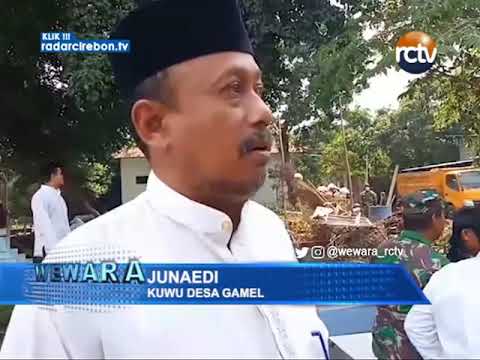 Sampah Menumpuk Di Sungai Pasca Banjir