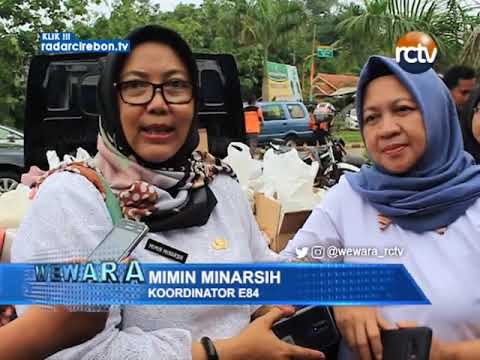 Bantu Korban Banjir Kalijaga, Komunitas E84 Beri Paket Sembako Dan Alat Tulis