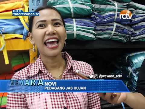 Permintaan Jas Hujan Meningkat