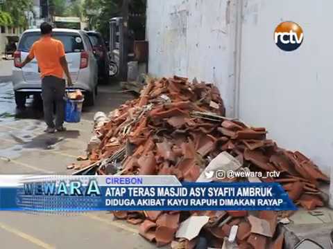 Atap Teras Masjid Asy Syafi'i Ambruk