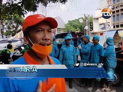 Banyak Pot Dibiarkan Tak Terurus