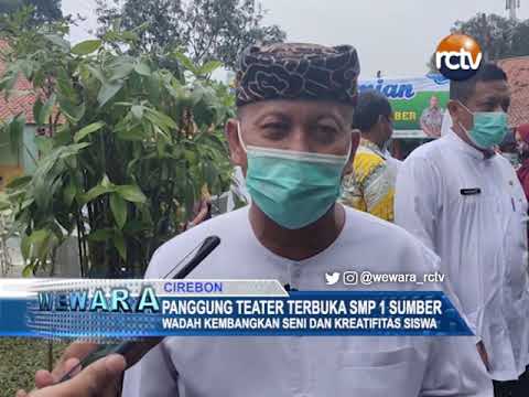 Panggung Teater Terbuka SMP 1 Sumber