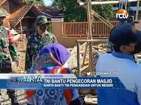 TNI Bantu Pengecoran Masjid