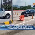 Arus Lalu Lintas Ramai di Tol