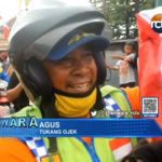 Mobil Pengangkut Sembako Diserbu Warga