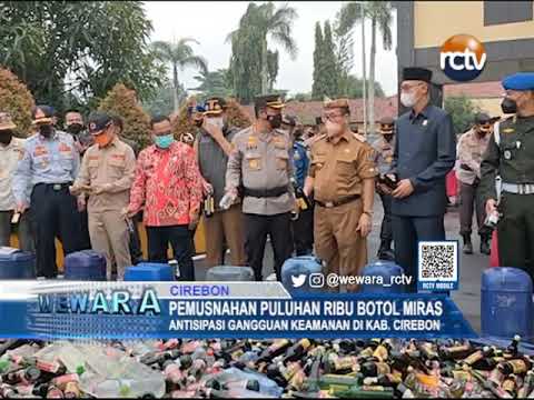 Pemusnahan Puluhan Ribu Botol Miras