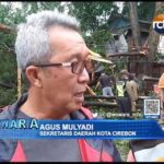 Bangunan Warung dan Rumah Tertimpa Pohon