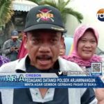 Pedagang Datangi Polsek Arjawinangun