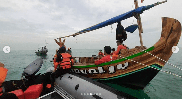 Perahu Nelayan Terbalik di Karawang, 1 Orang Asal Indramayu Hilang