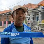Jalan Perkampungan Nelayan Gebang Rusak