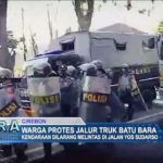 Warga Protes Jalur Truk Batu Bara