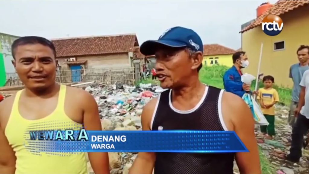 Ular Kobra Sepanjang 2 Meter di Pemukiman Gegerkan Warga