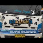 Mobil Tangki Air Tabrak Truk Kontainer