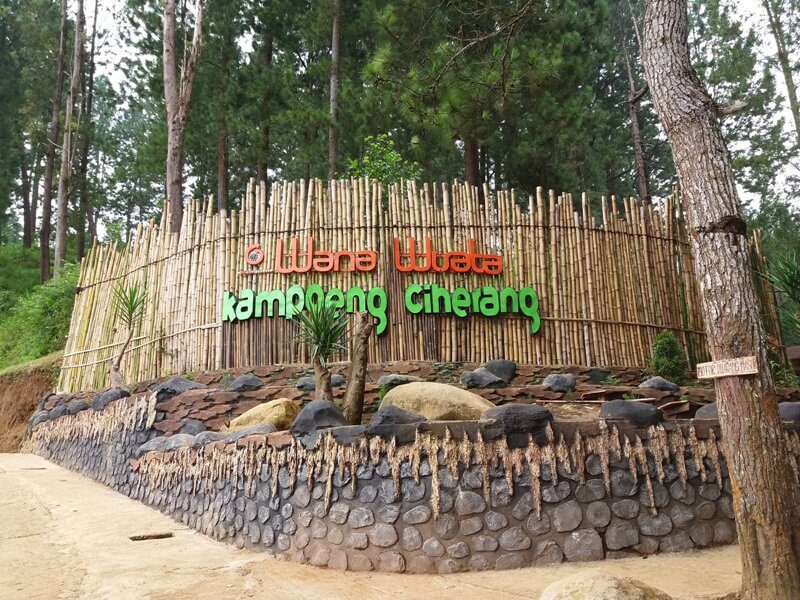 Kamung Ciherang, Salah Satu Tempat Kemping Terbaik di Sumedang