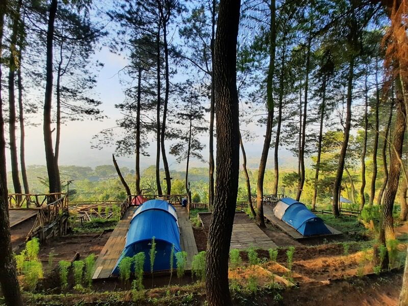 Tarif untuk glamping di Talaga Surian Kuningan