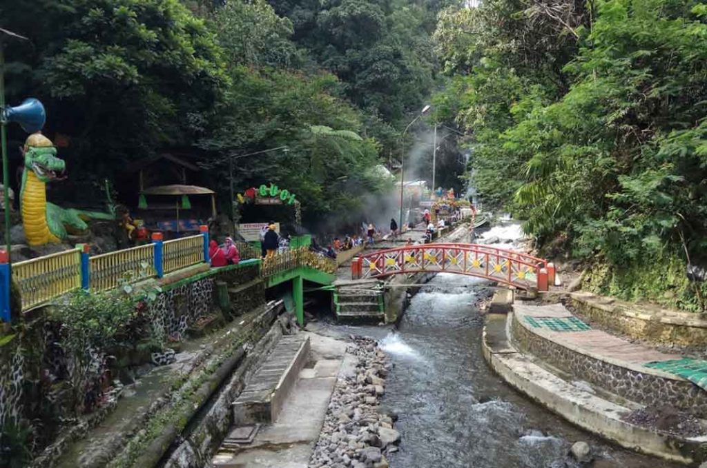 Rekomendasi tempat wisata Alam di Tegal