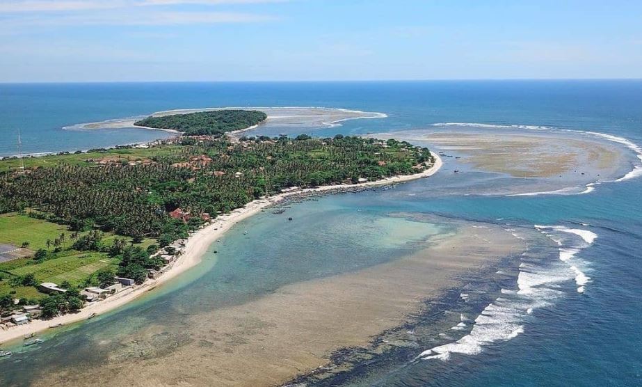 Pantai Ujung Genteng Sukabumi Indah dan Menawan, Ada Apa Saja? Berapa Tiket Masuknya?