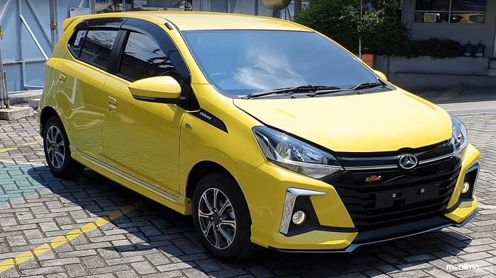 Mobil Daihatsu Ayla Bekas