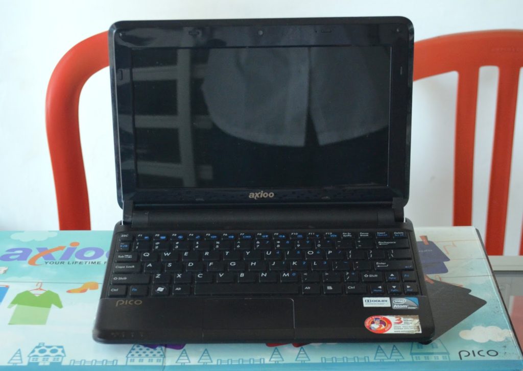 Netbook Axioo Pico W217CU