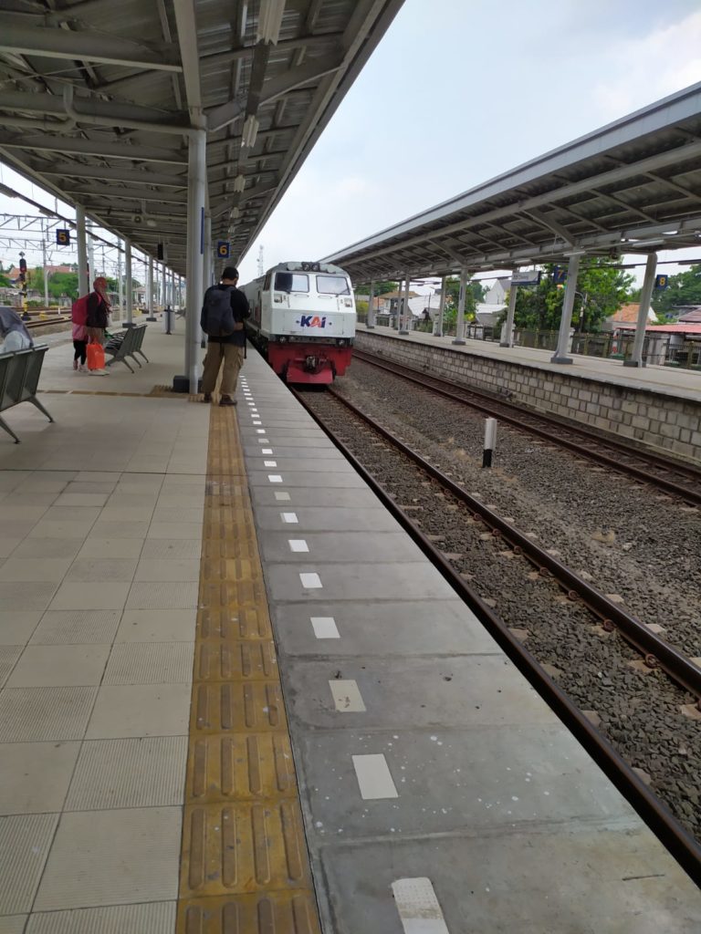 kereta api