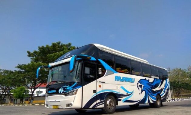 Mau Traveling dari Sukabumi ke Jogja? Naik Bus Ini Aja Kak