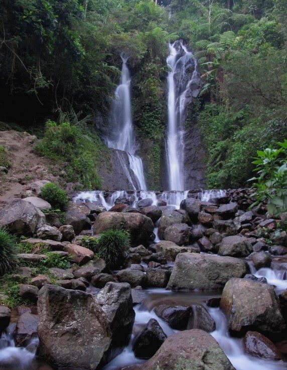 KUY Healing ke Curug Cilember yang Bikin Baper !!