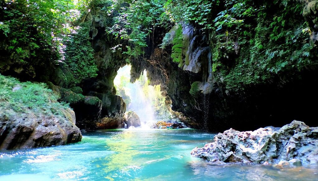 Green canyon CIamis yang sajikan pemandangan eksotik dan menarik. / pergiyuk!