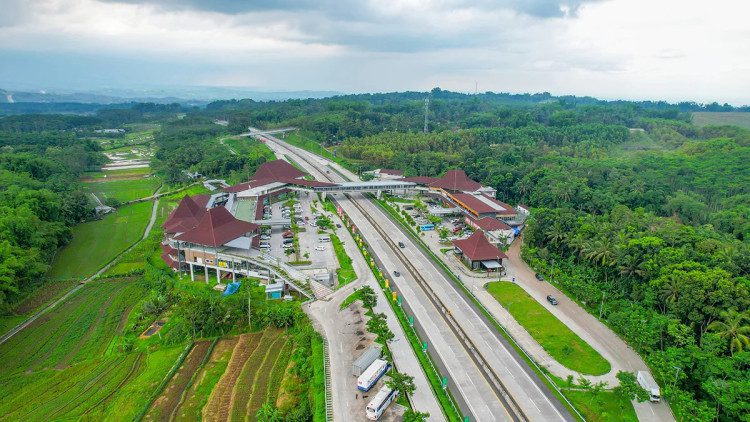 Pembangunan jalan Tol Cilacap - Jogja diharapkan mampu memudahkan konektitas dan aksesibilitas masyarakat