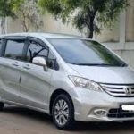 Harga masih 100 juta mobil honda freed INI,Mari Beli