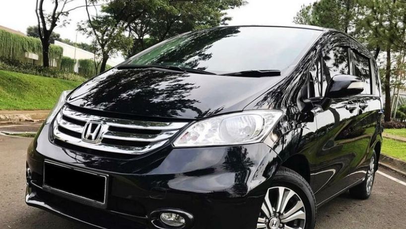 Foto: Mobil123.com/ Honda Freed 2015