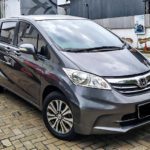 Honda Freed - Beli mobil second terpercaya